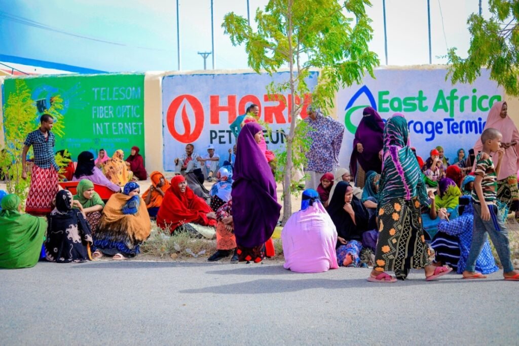 توزيع 650 سلة غذائية في مدينة بربرة